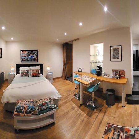 Highly Recommended Apartment Steps From The Lake Annecy Exterior photo